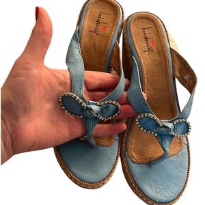 Luichiny size 10 aqua leather wedge heel rhinestone detail NWT